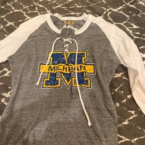 Michigan top